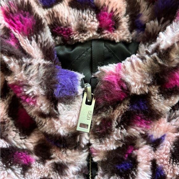 UGG Mandy Leopard Faux Fur Coat Jacket Hooded Pink Womens Size Medium - Picture 5 of 10
